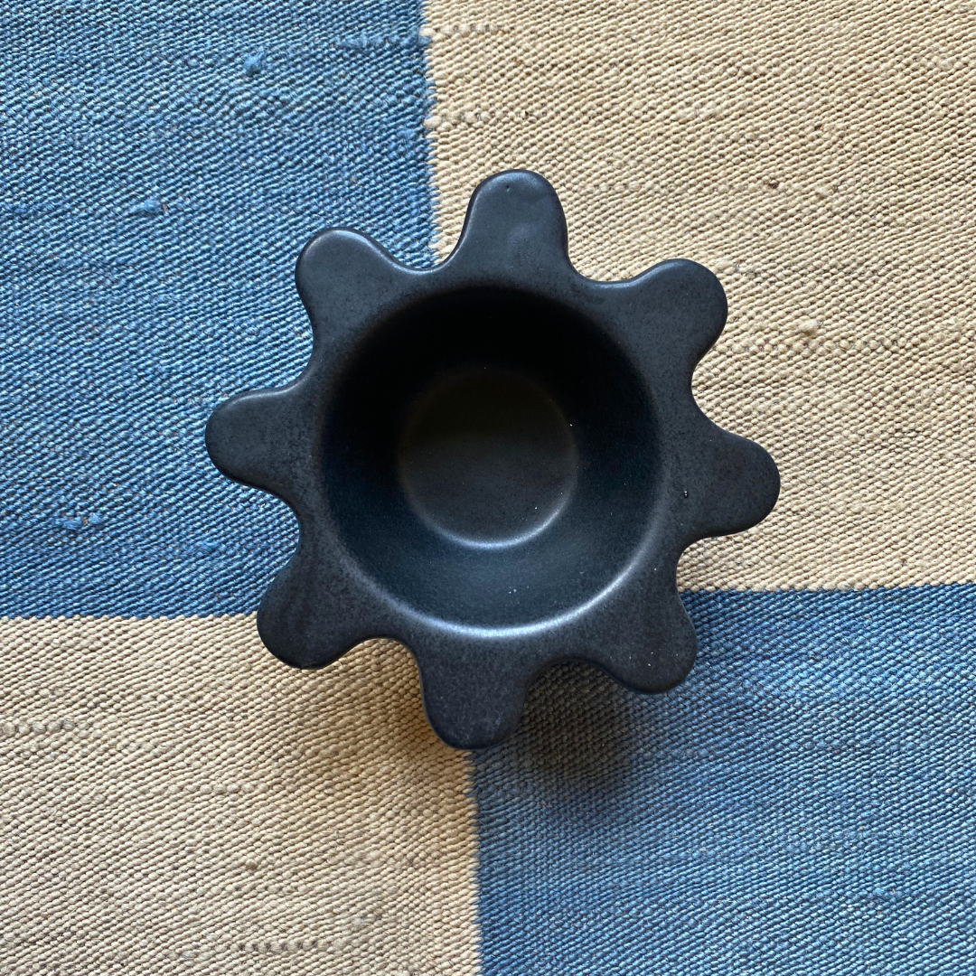 Stoneware Flower Black Trinket Dish