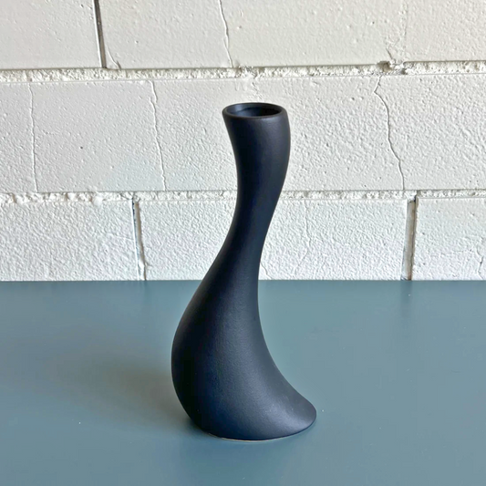 Black Curve Modern Vase