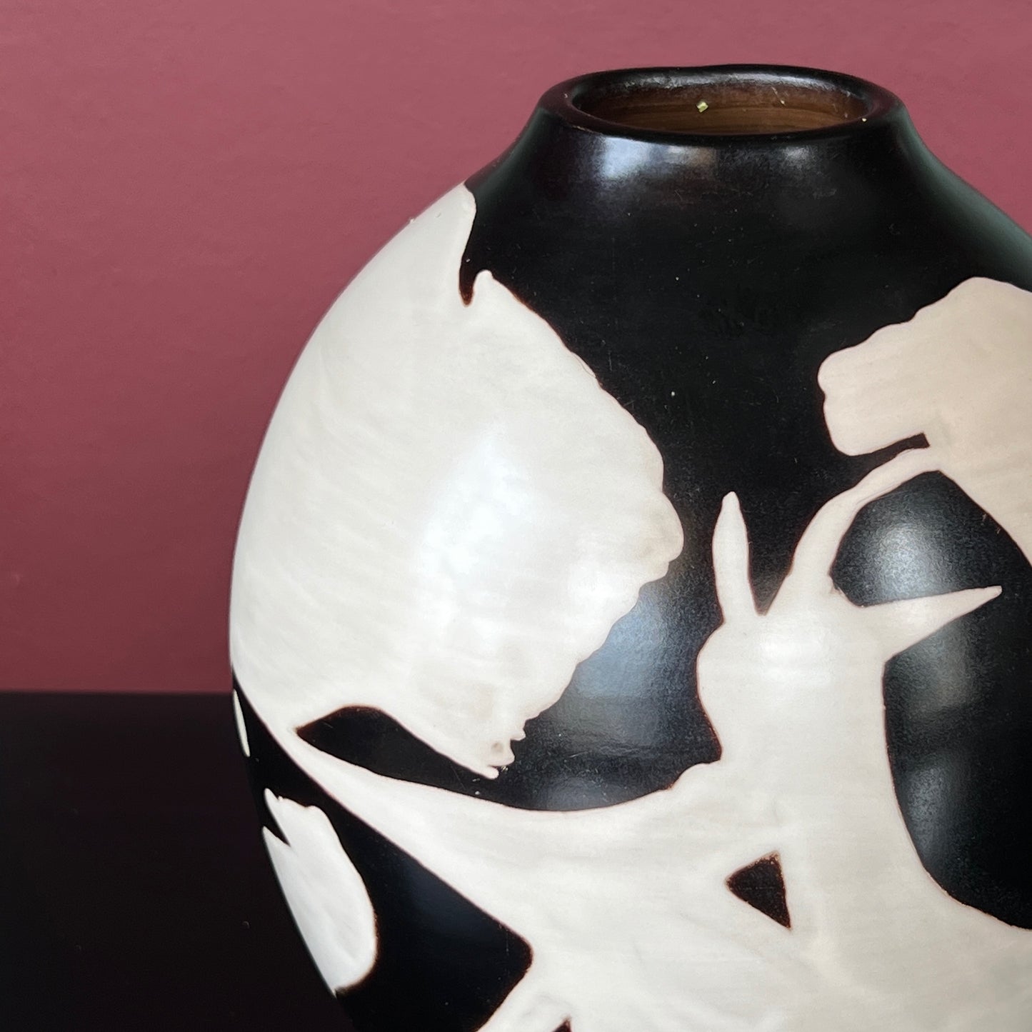 Hand Painted Chulucanas Terracotta Vase